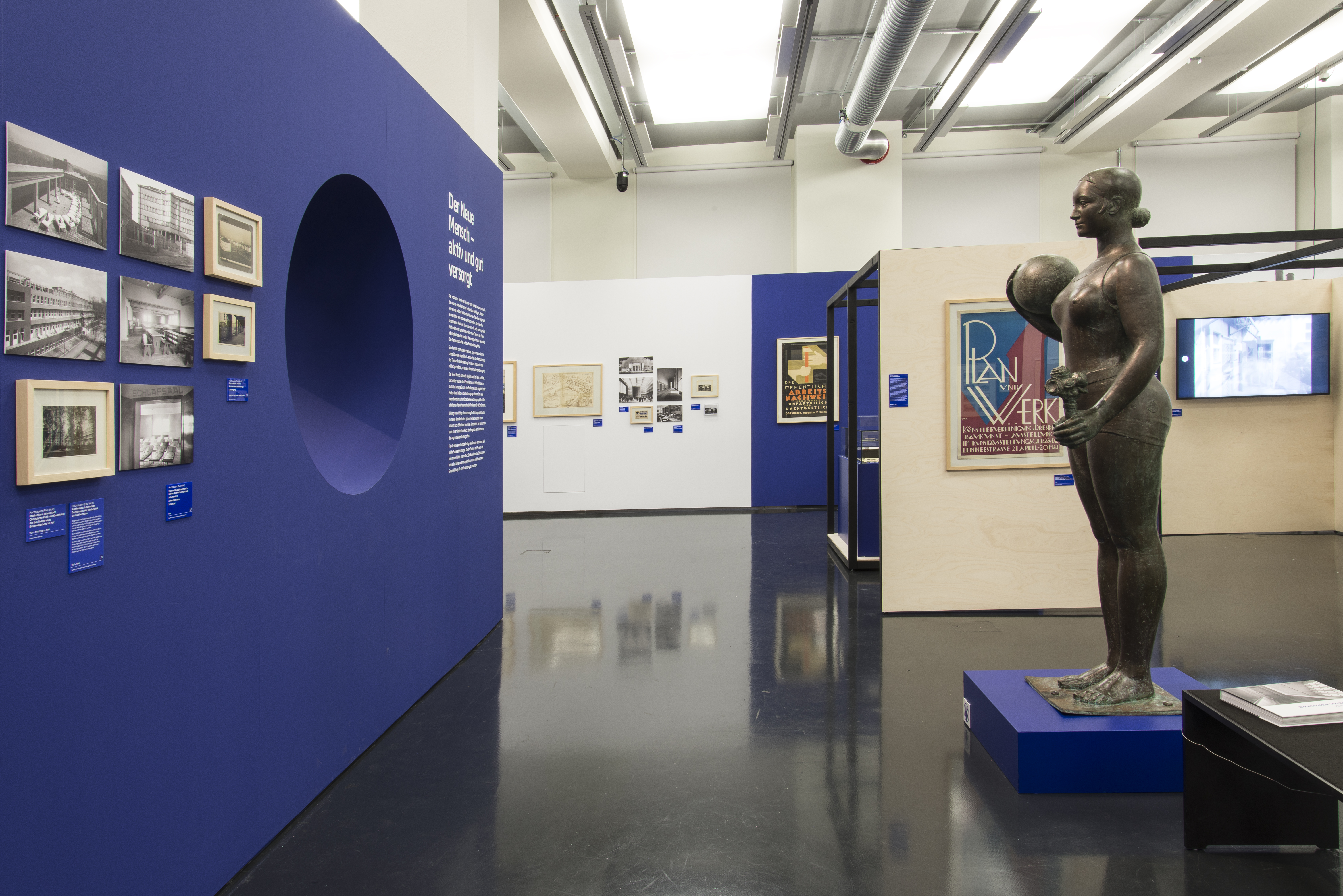 Dresdner_Moderne_Zadnicek_2